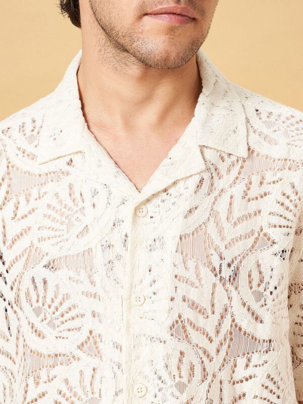 Slim Fit Printed Spread Collar Short Casual Shirt - Image 3