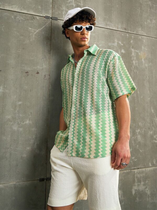 Men Relaxed Chevron Opaque Casual Shirt