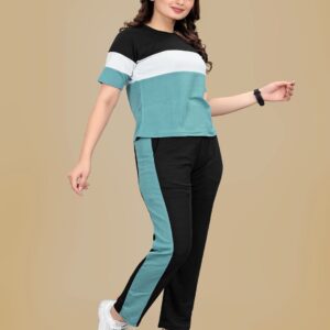 Women Colour-block T-Shirt & Pyjamas Set | S