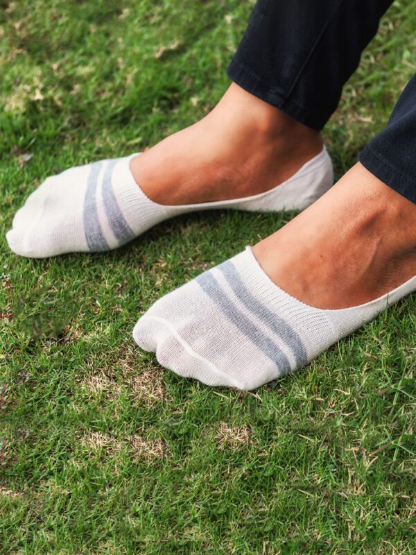 Men Striped Pack of 4 Odour Free Breathable Low Cut Bamboo - Image 3