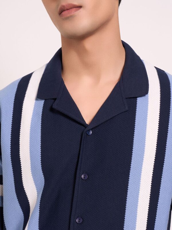 Men Slim Fit Opaque Casual Shirt - Image 3