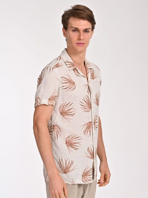 Men Smart Slim Fit Floral Opaque Printed Casual Shirt - Image 2