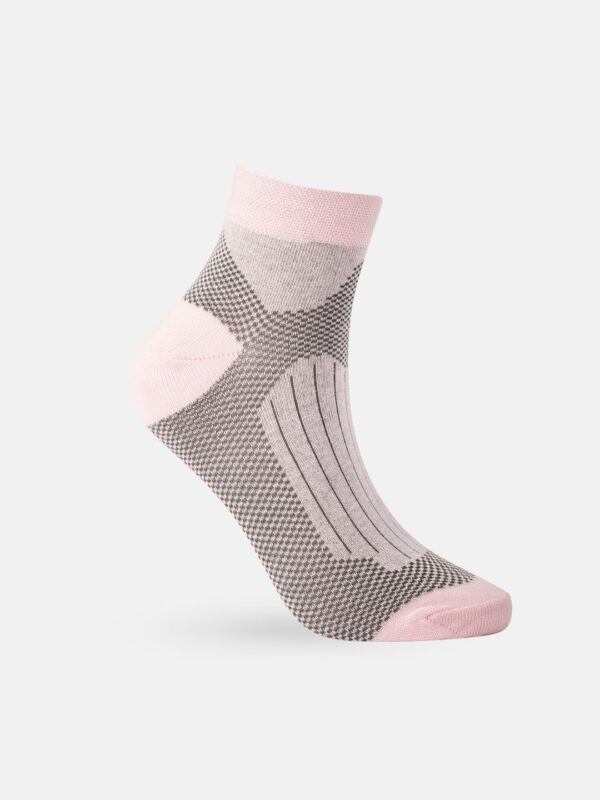 Women Set of 3 Patterned Ankle-Length Socks - Image 3