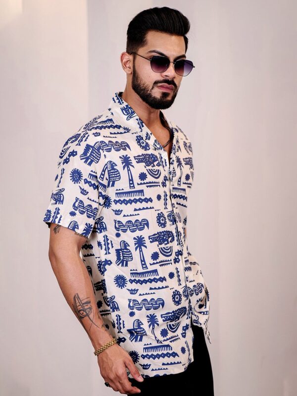 Graphic Printed Spread Collar Pure Cotton Casual Shirt - Image 2